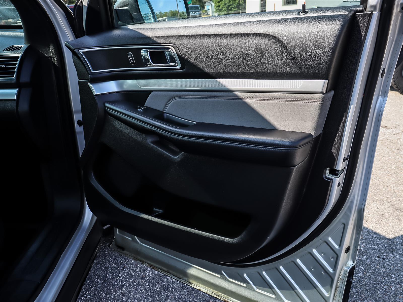 used 2017 Ford Explorer car