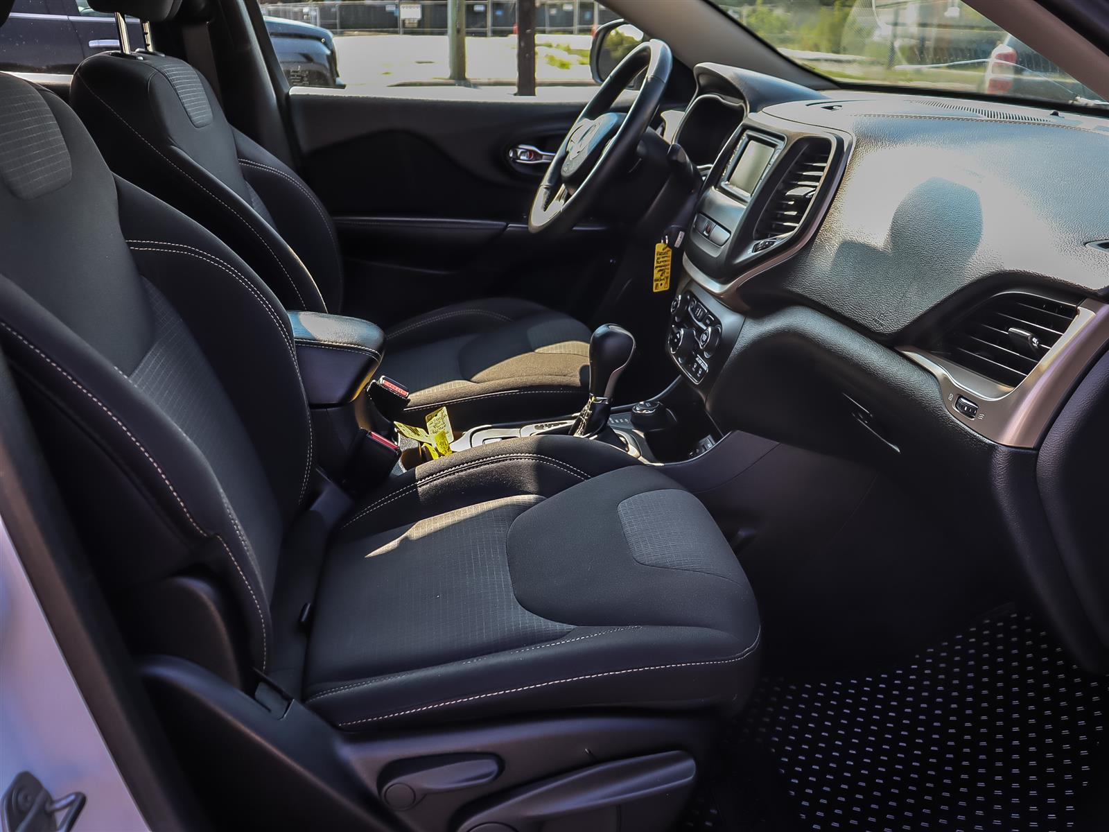 used 2015 Jeep Cherokee car