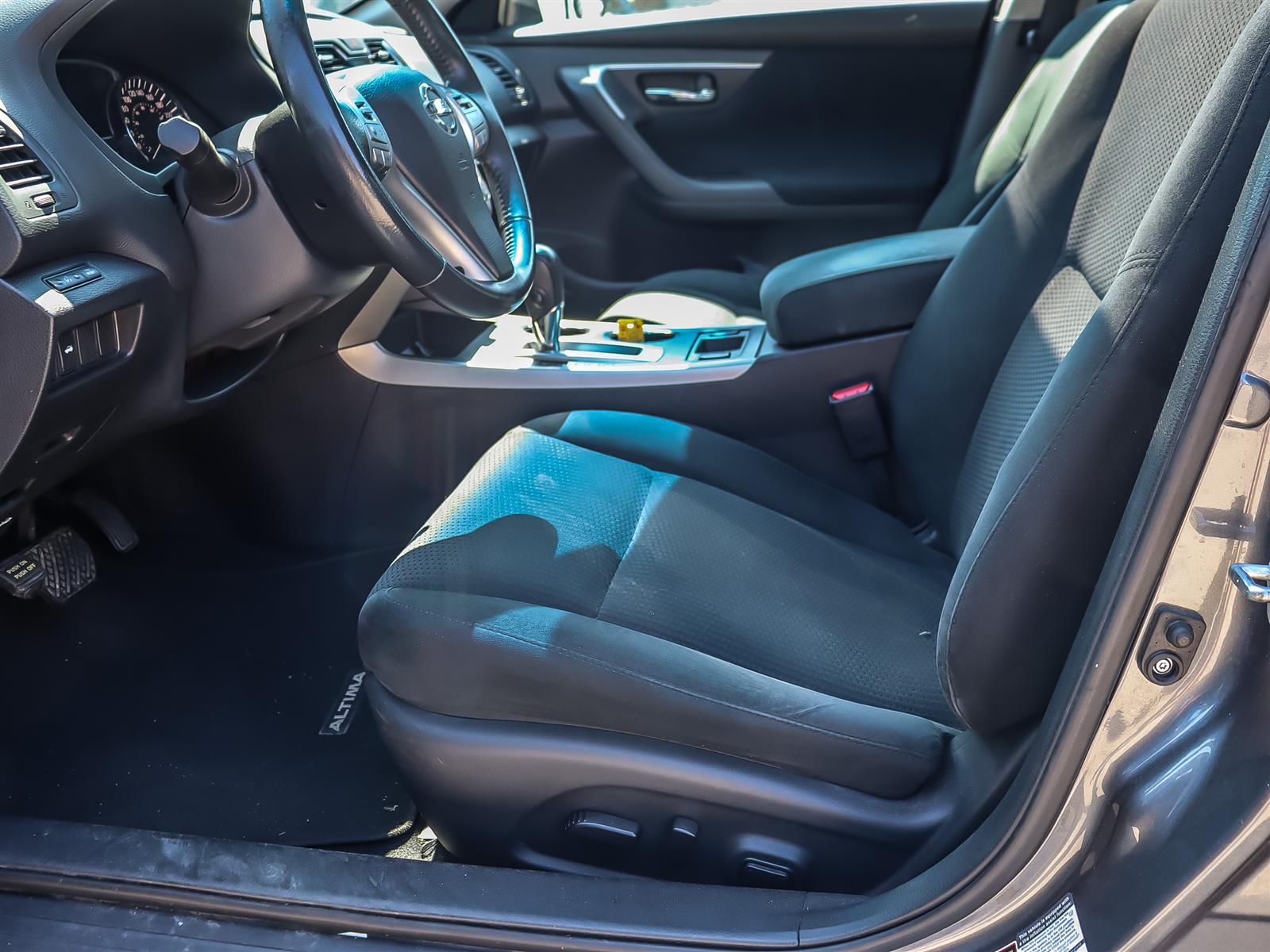 used 2015 Nissan Altima car
