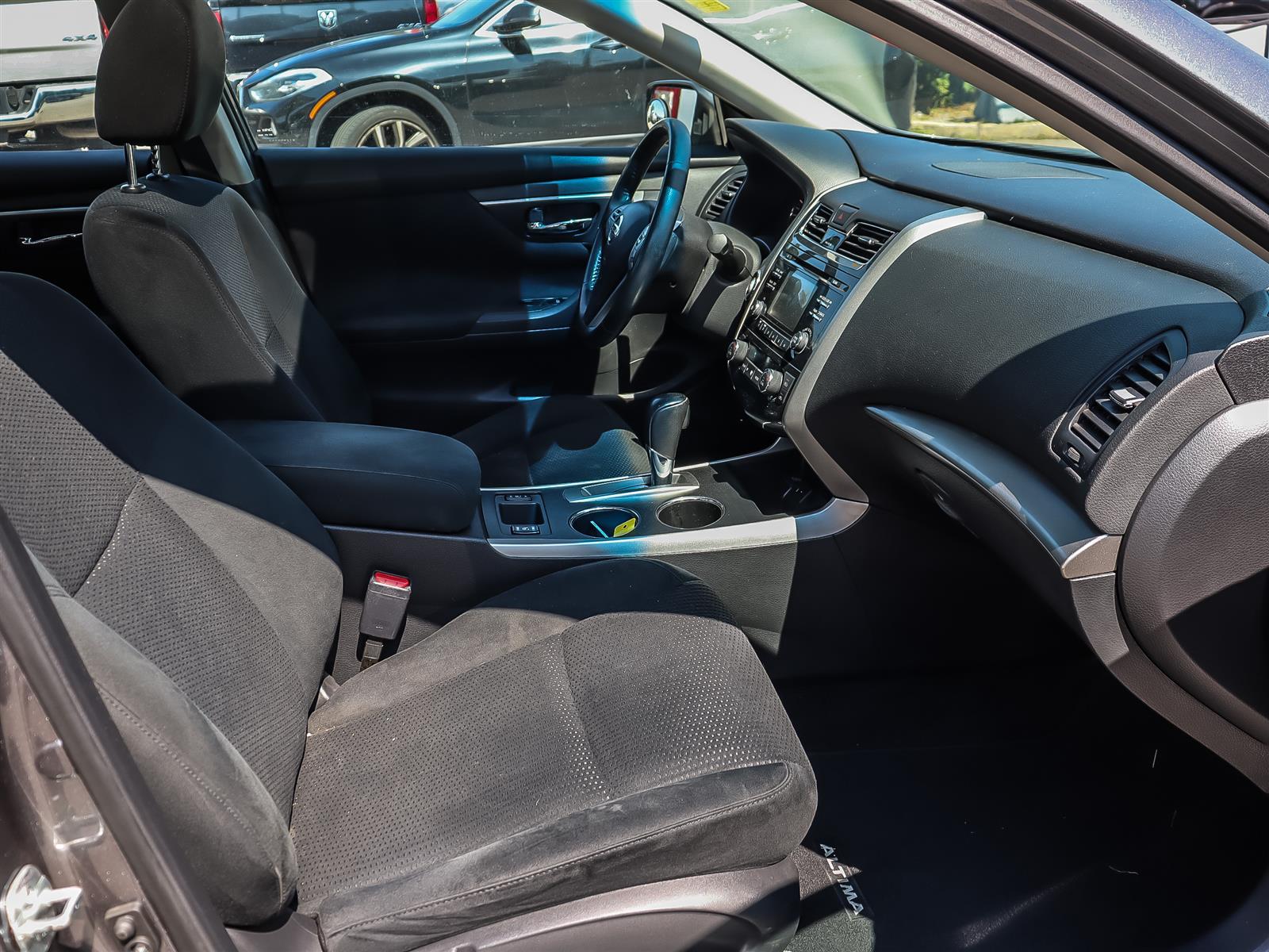 used 2015 Nissan Altima car