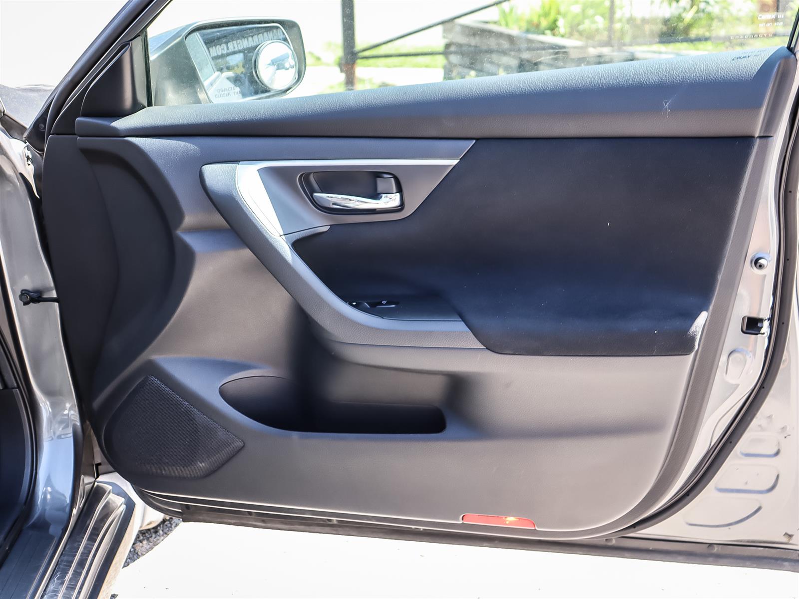 used 2015 Nissan Altima car