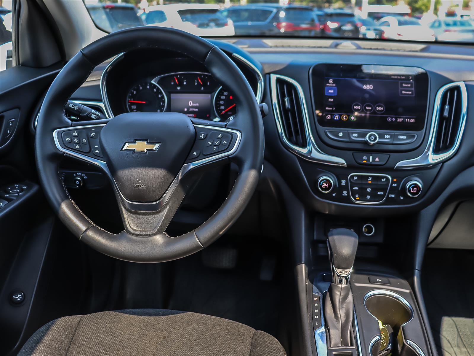 used 2023 Chevrolet Equinox car