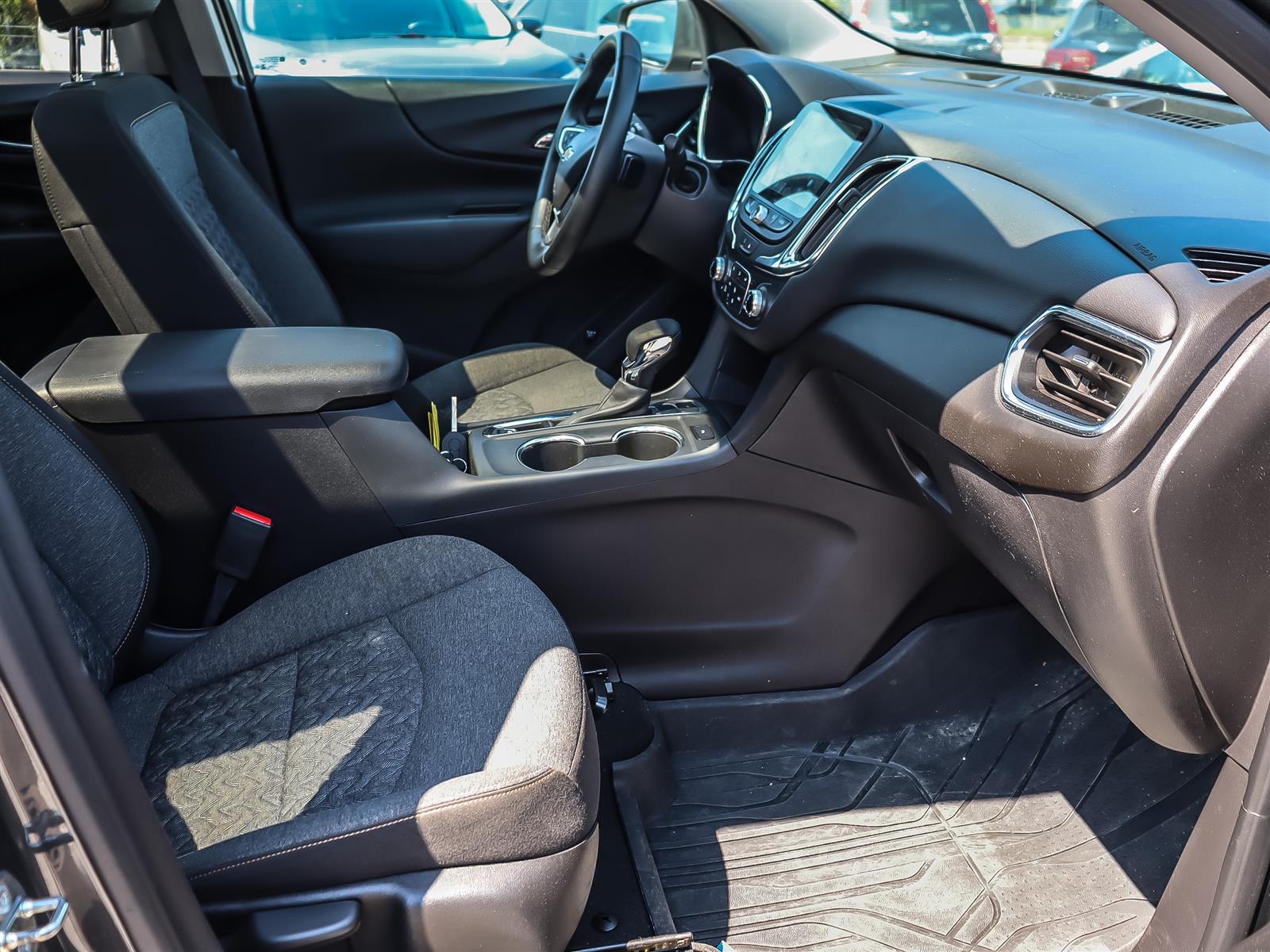 used 2023 Chevrolet Equinox car