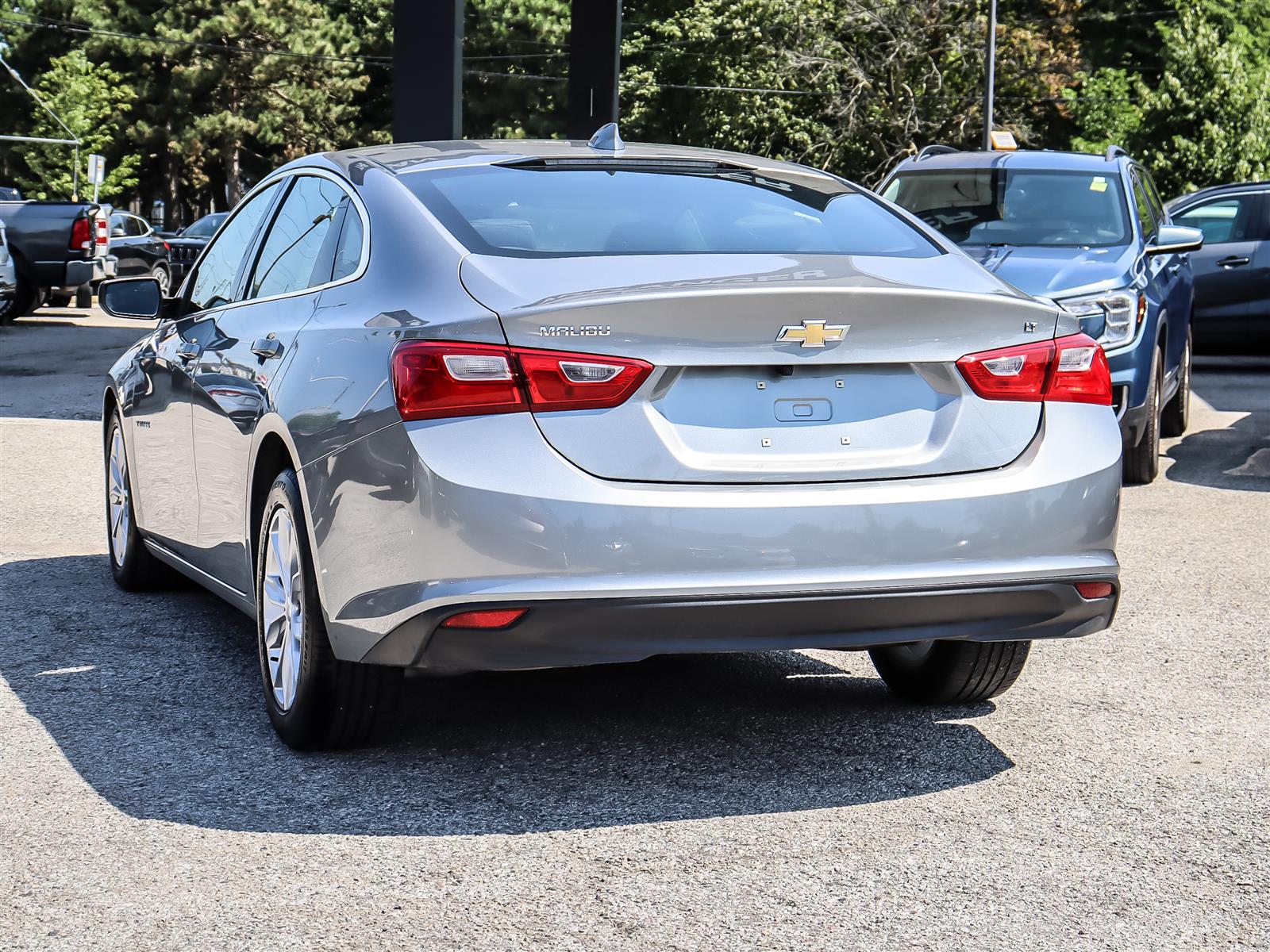 used 2023 Chevrolet Malibu car