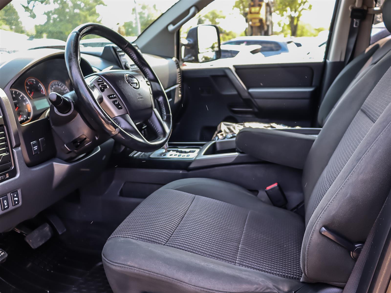 used 2013 Nissan Titan car