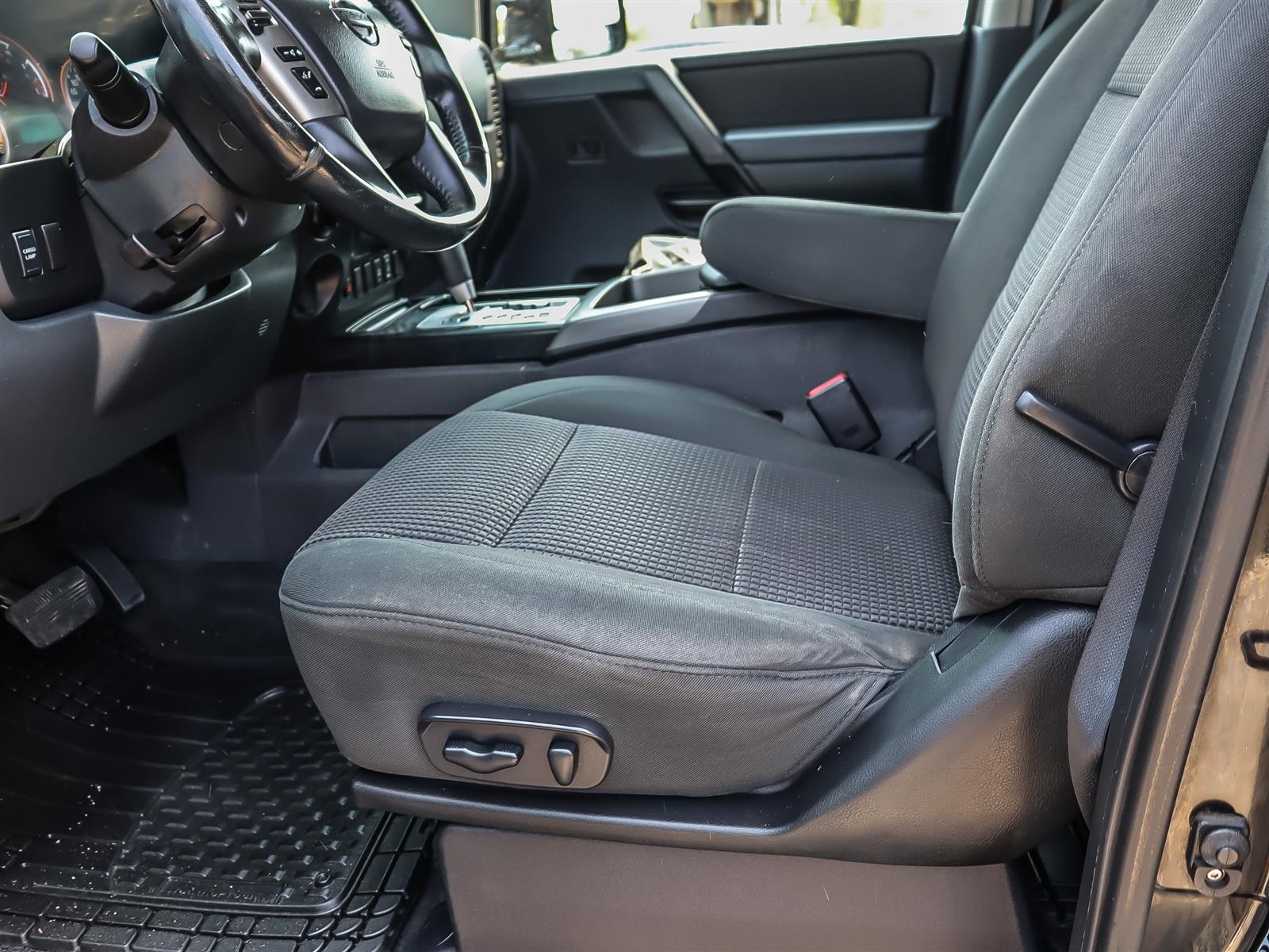used 2013 Nissan Titan car
