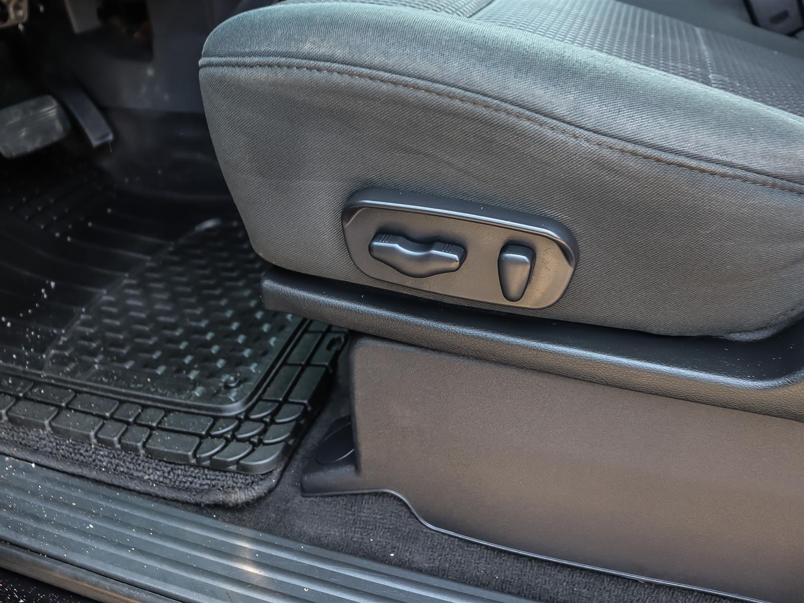 used 2013 Nissan Titan car