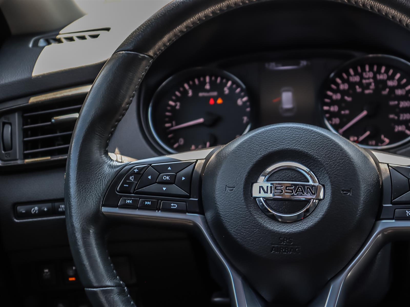 used 2017 Nissan Rogue car