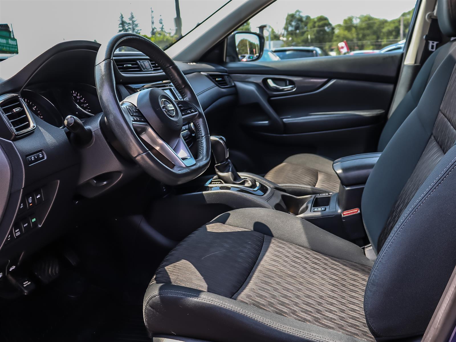 used 2017 Nissan Rogue car