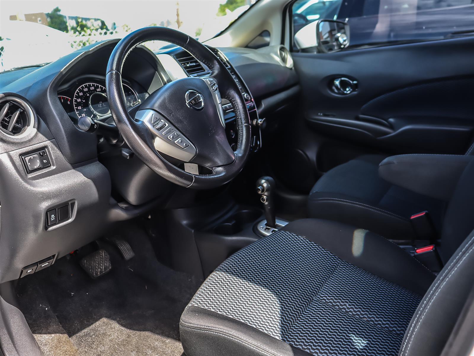 used 2016 Nissan Versa Note car