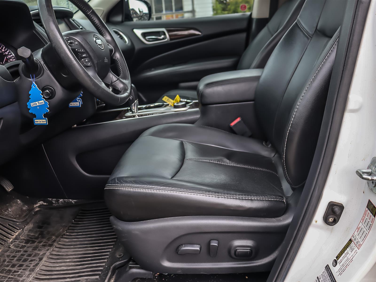 used 2014 Nissan Pathfinder car