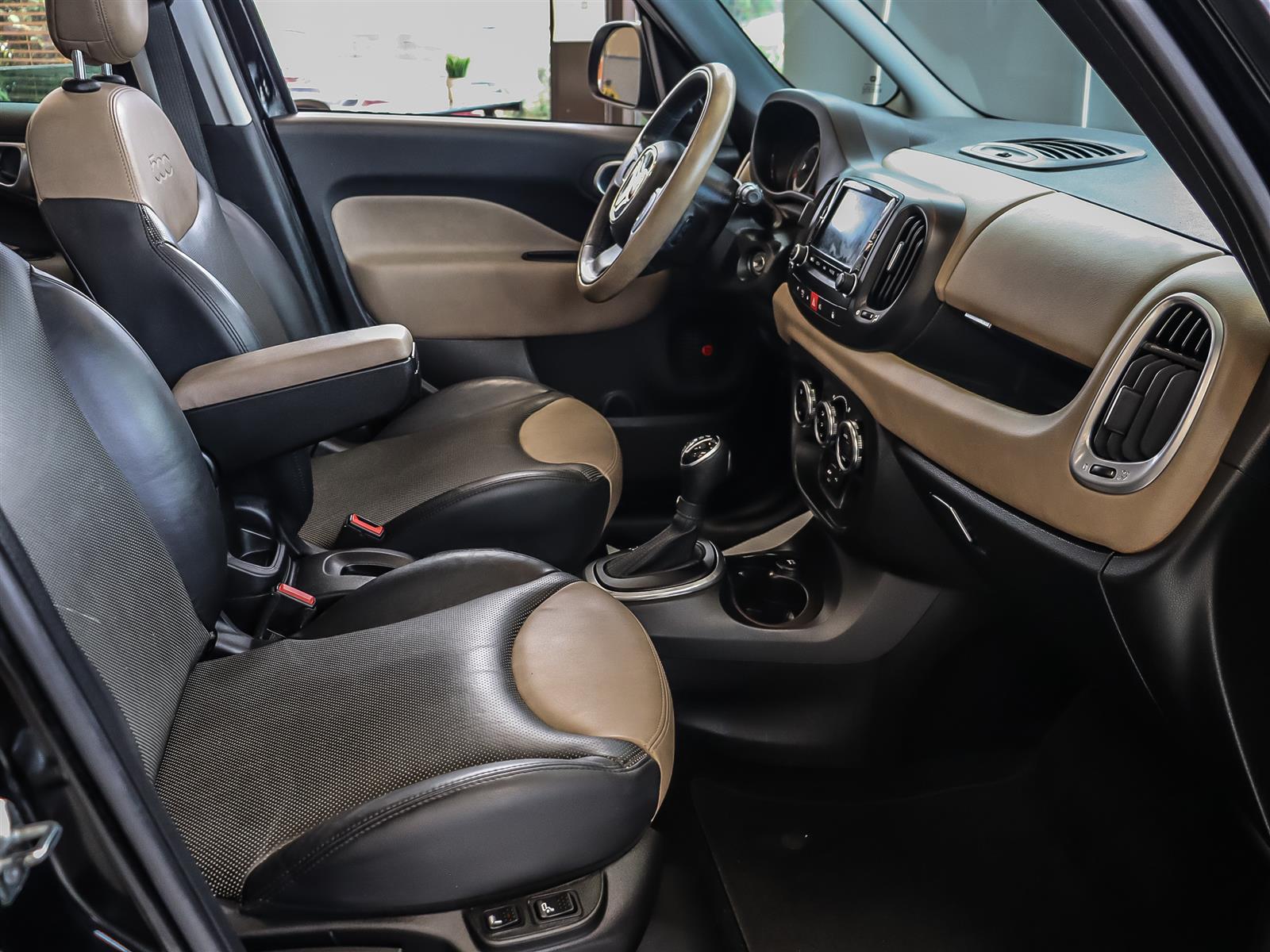 used 2014 FIAT 500L car