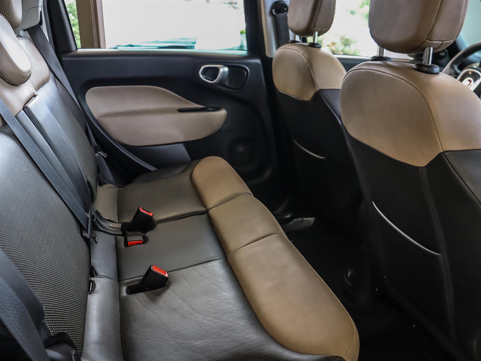 used 2014 FIAT 500L car