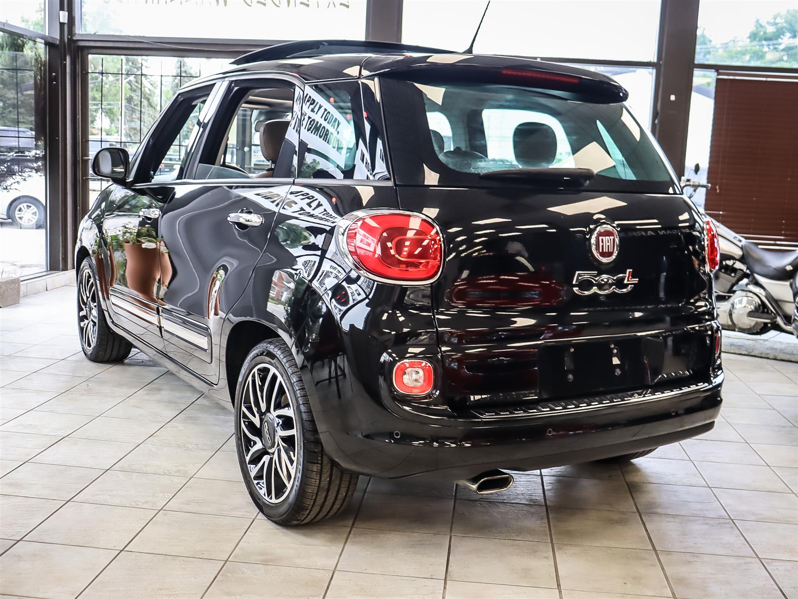 used 2014 FIAT 500L car