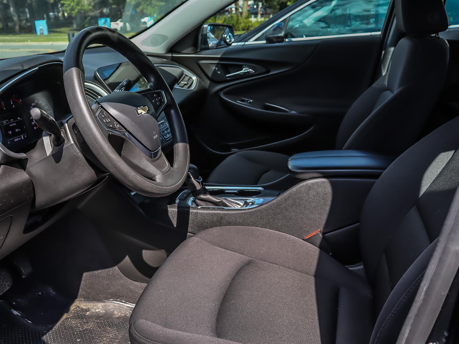 used 2023 Chevrolet Malibu car