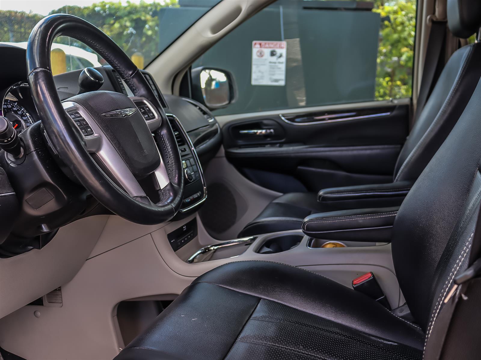 used 2015 Chrysler Town and Country car