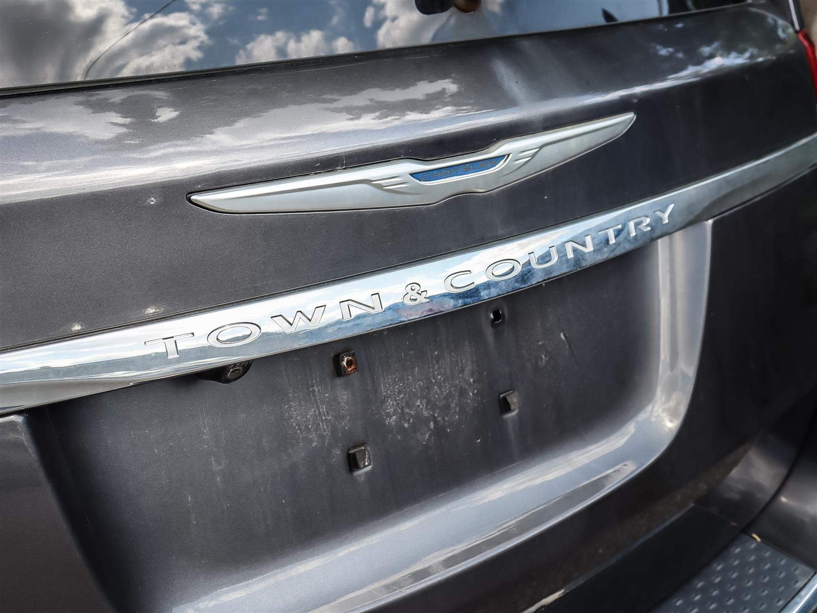 used 2015 Chrysler Town and Country car