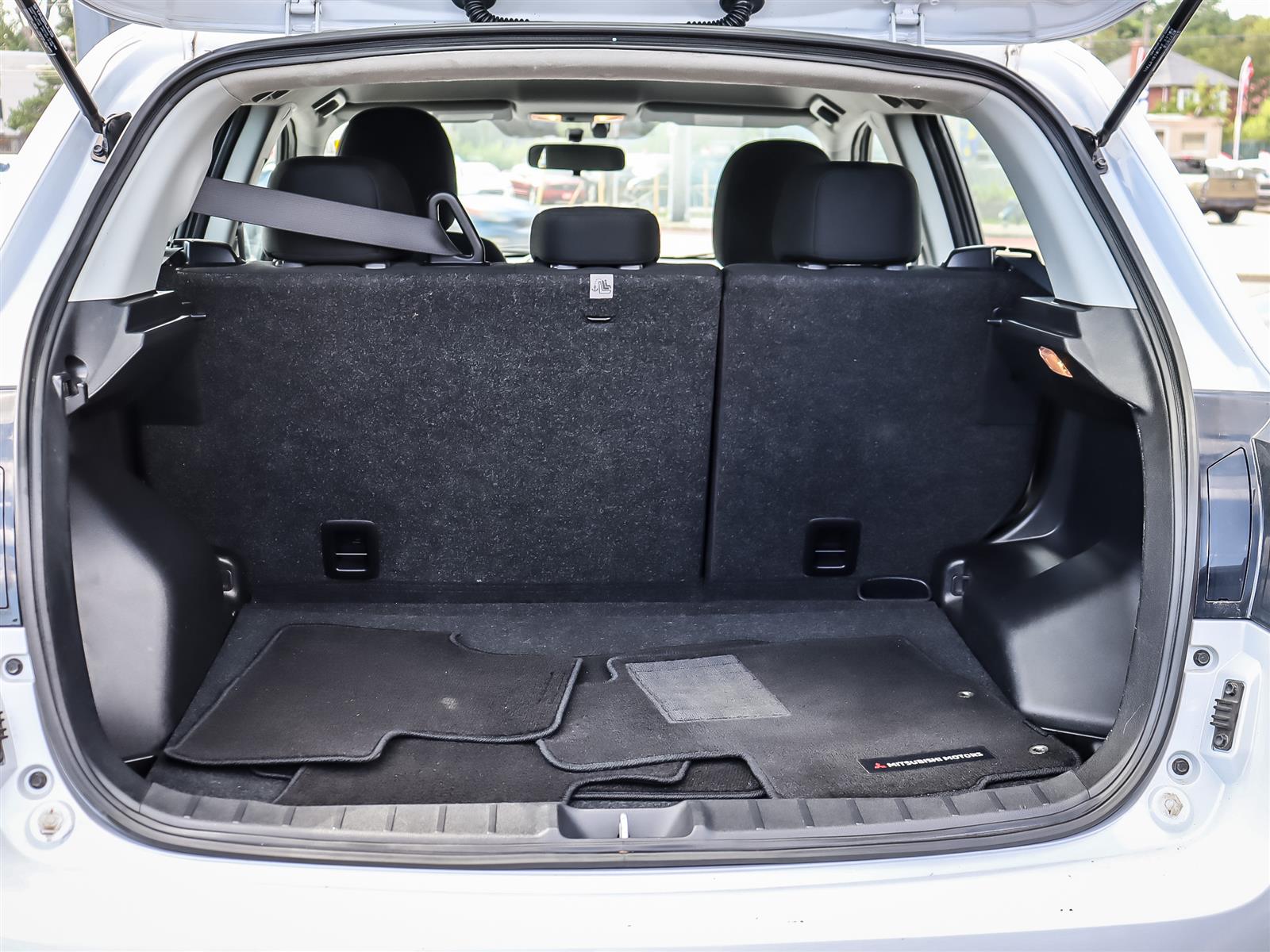 used 2023 Mitsubishi RVR car