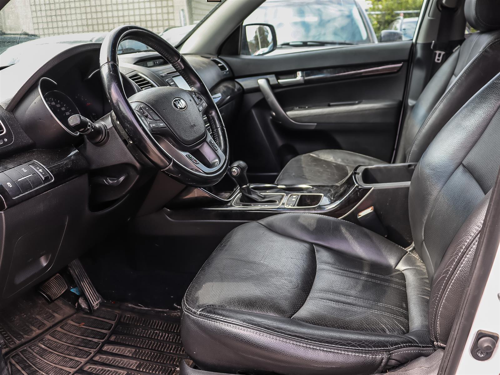 used 2014 Kia Sorento car
