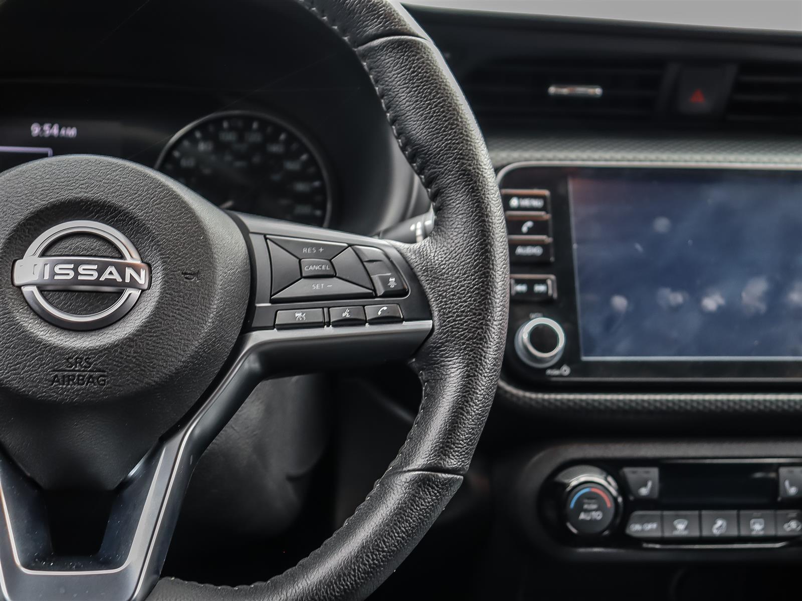 used 2025 Nissan Kicks car
