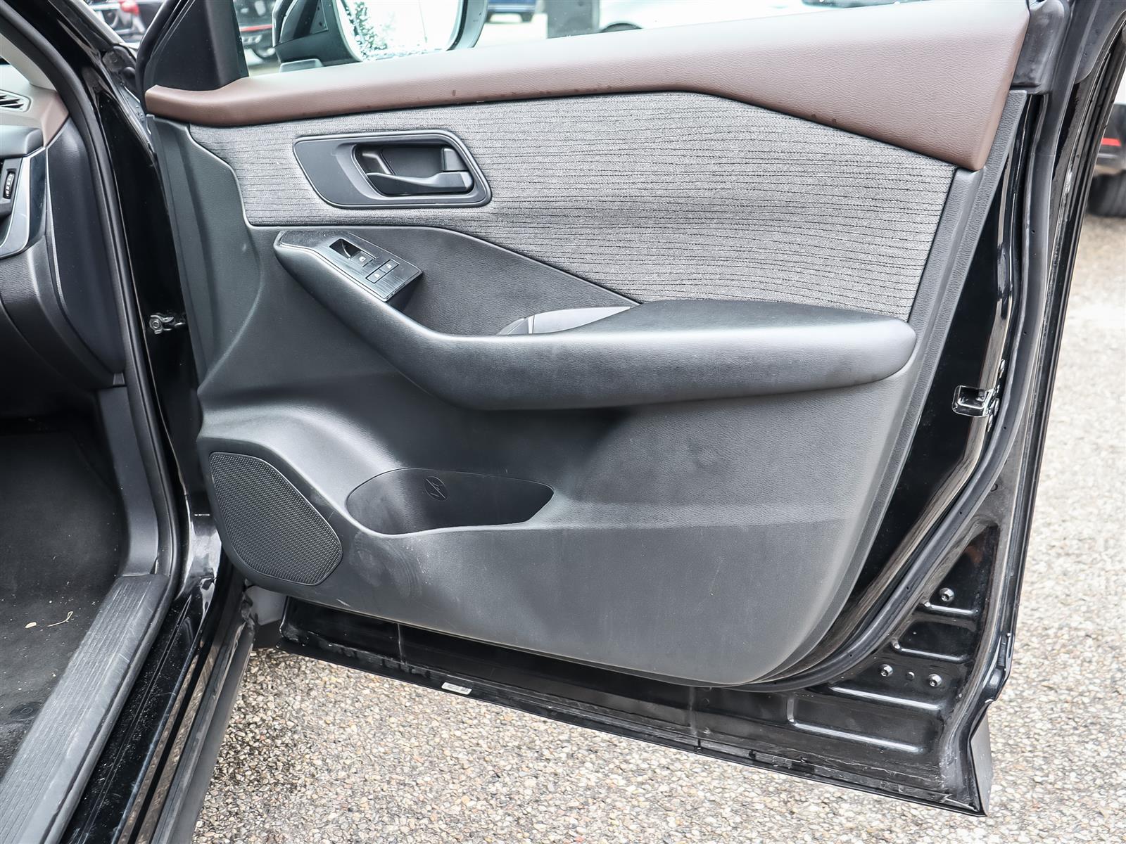 used 2023 Nissan Rogue car