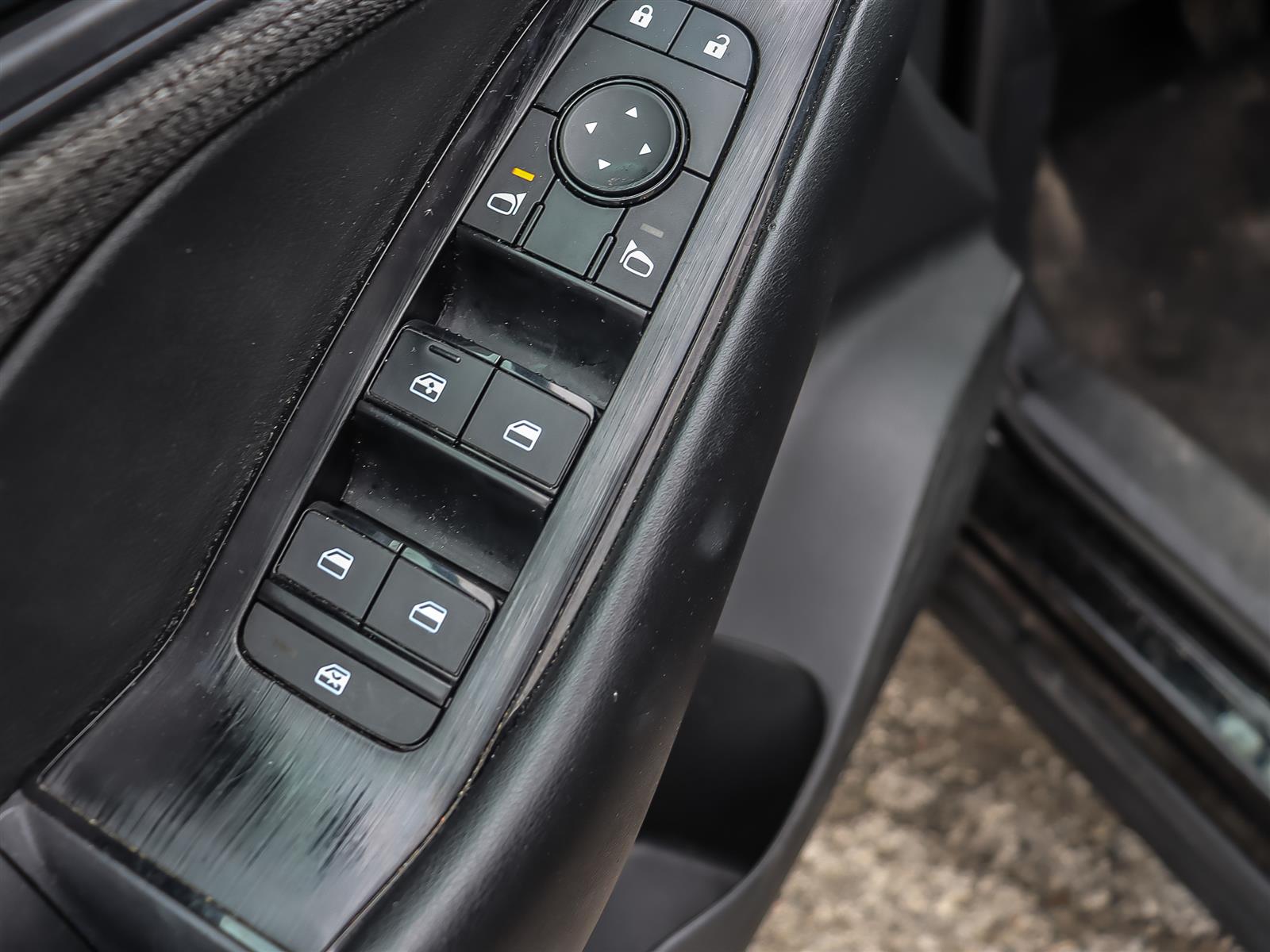 used 2023 Nissan Rogue car