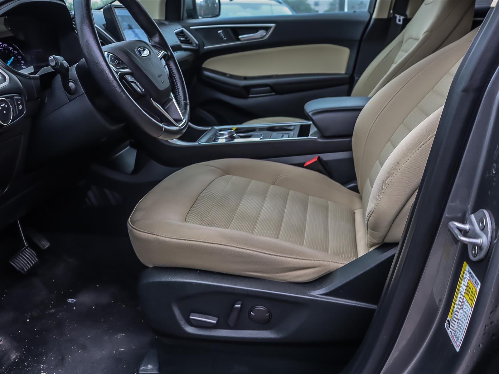 used 2022 Ford Edge car