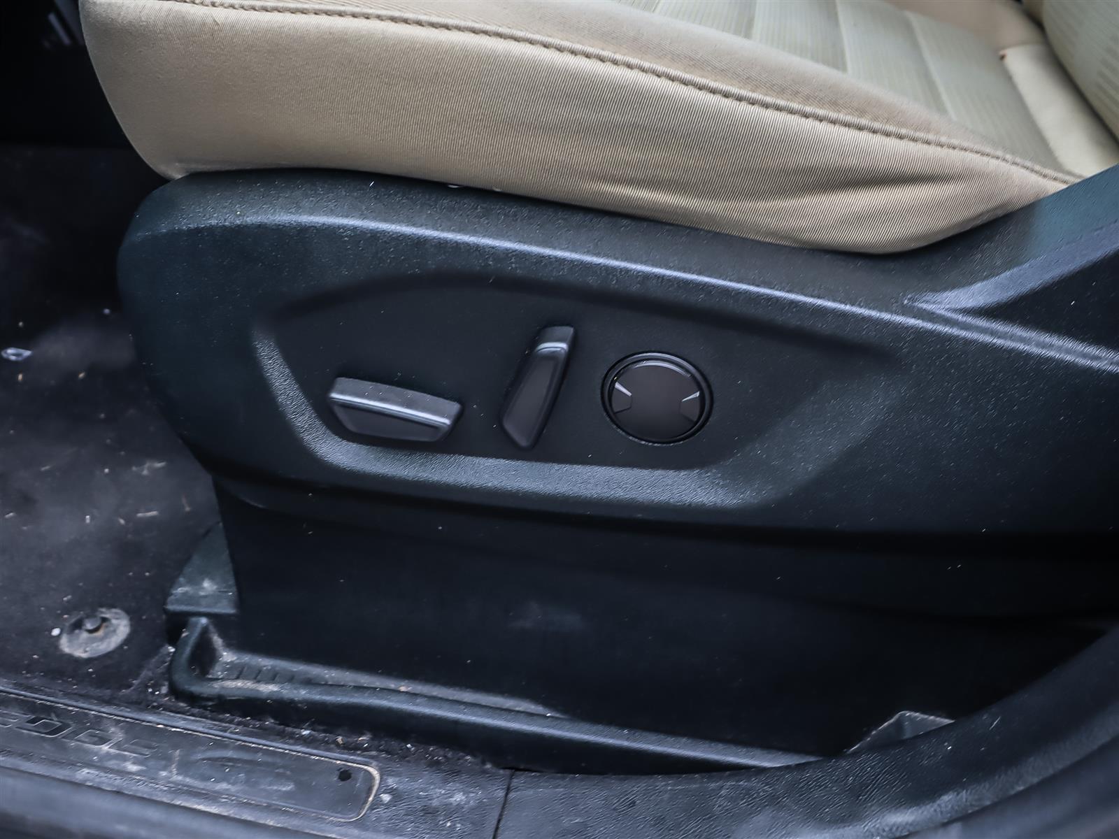 used 2022 Ford Edge car