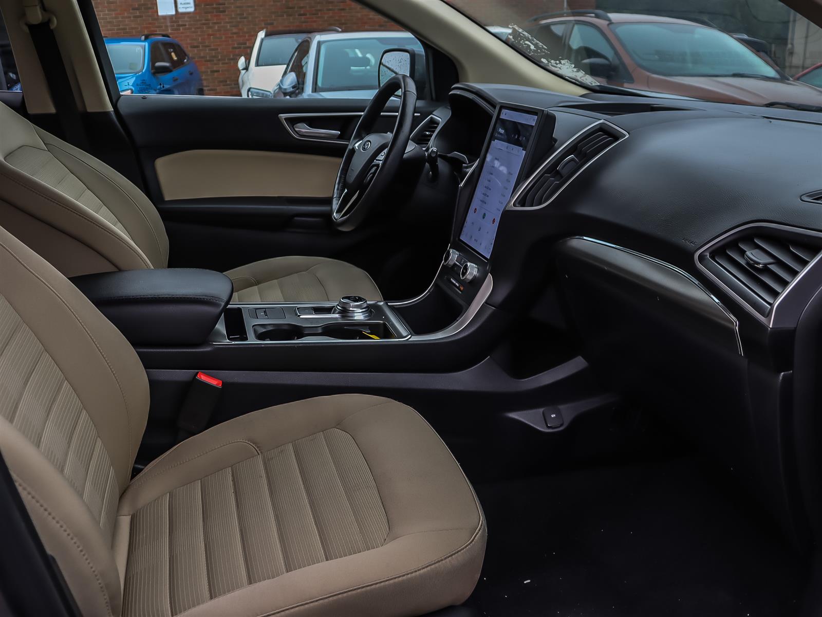 used 2022 Ford Edge car
