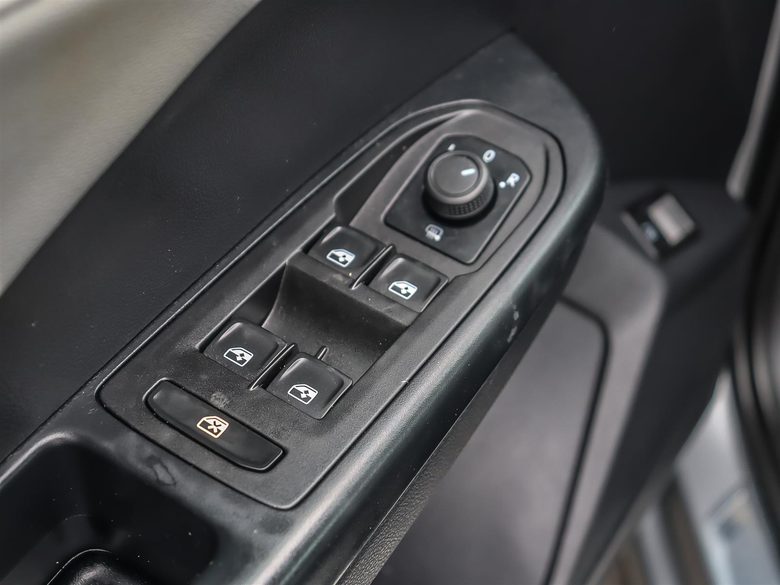 used 2022 Volkswagen Taos car