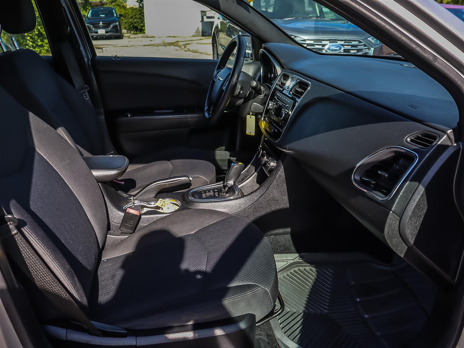used 2014 Chrysler 200 car