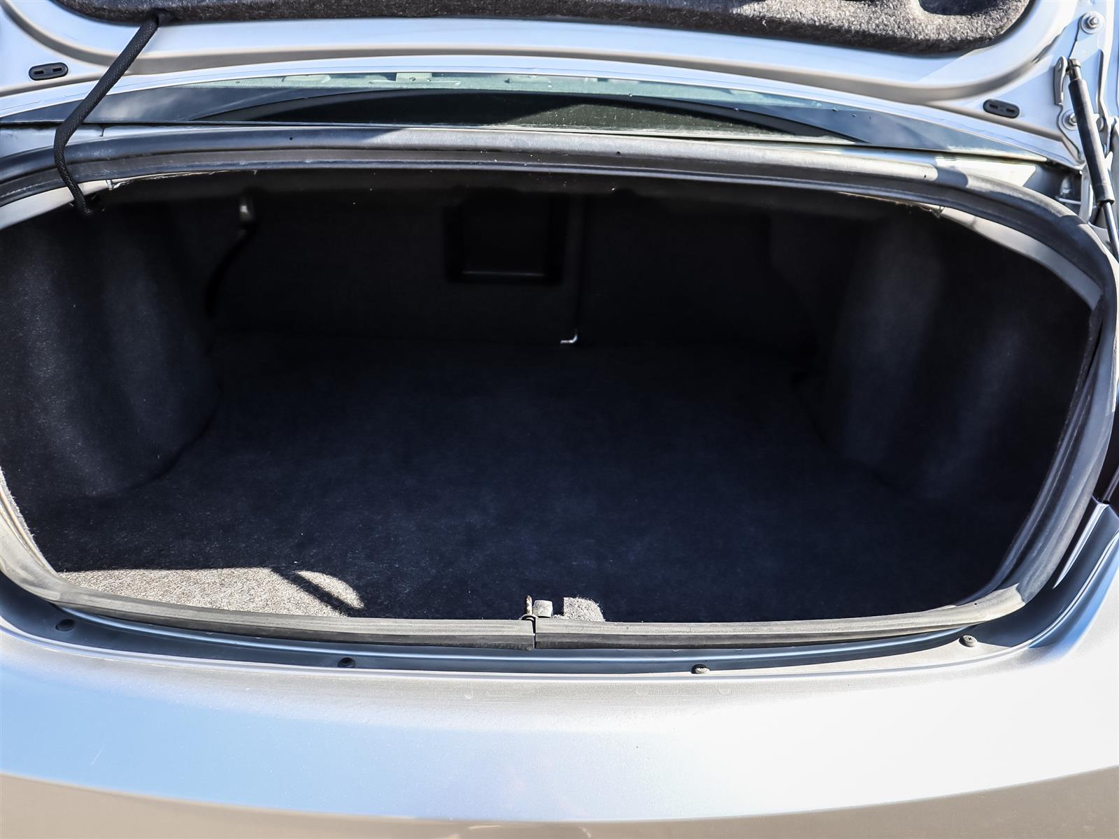 used 2014 Chrysler 200 car