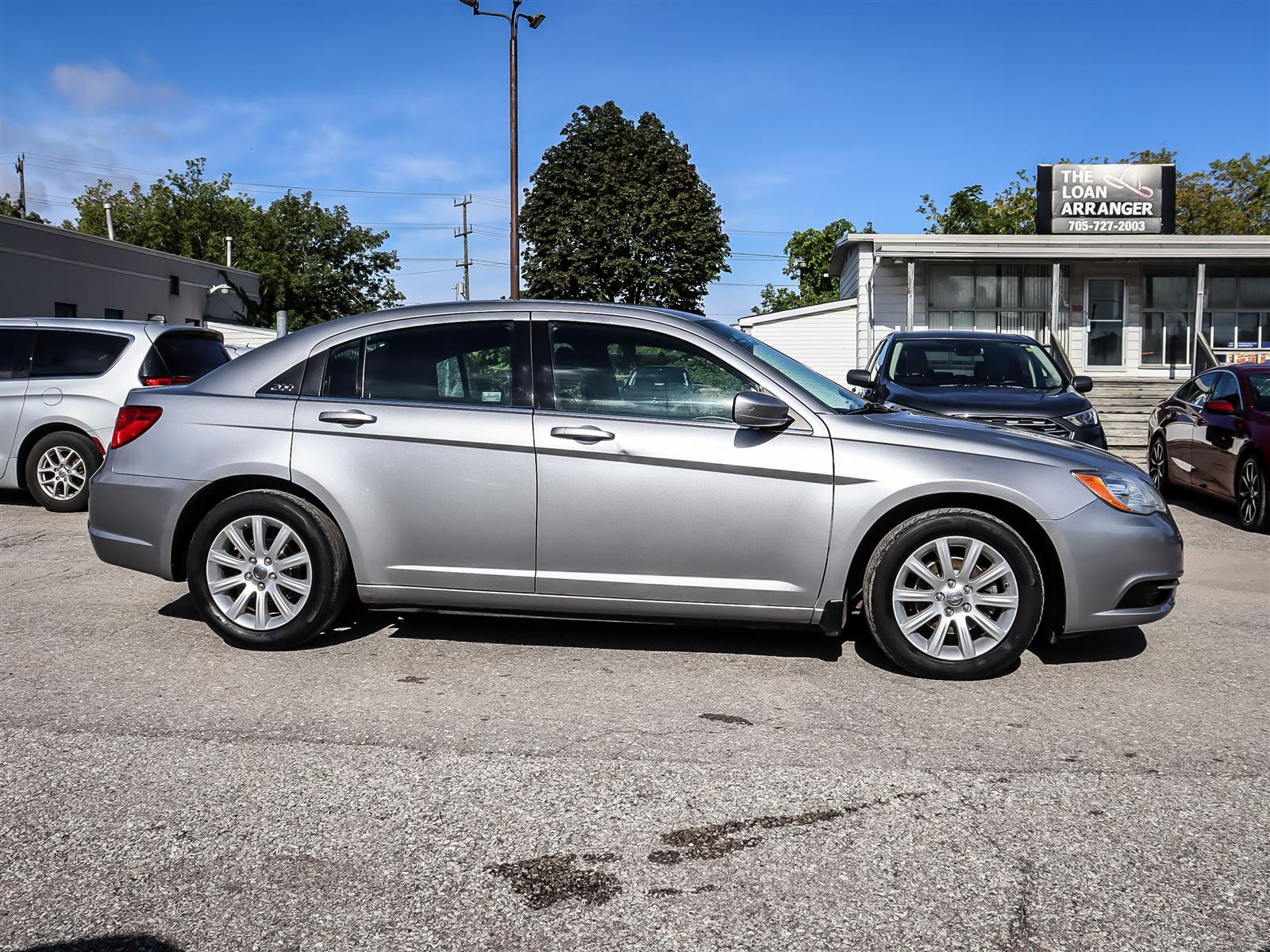used 2014 Chrysler 200 car