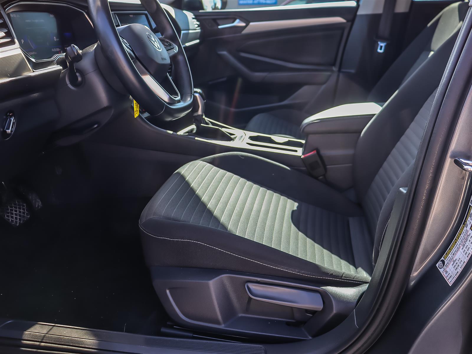used 2023 Volkswagen Jetta car
