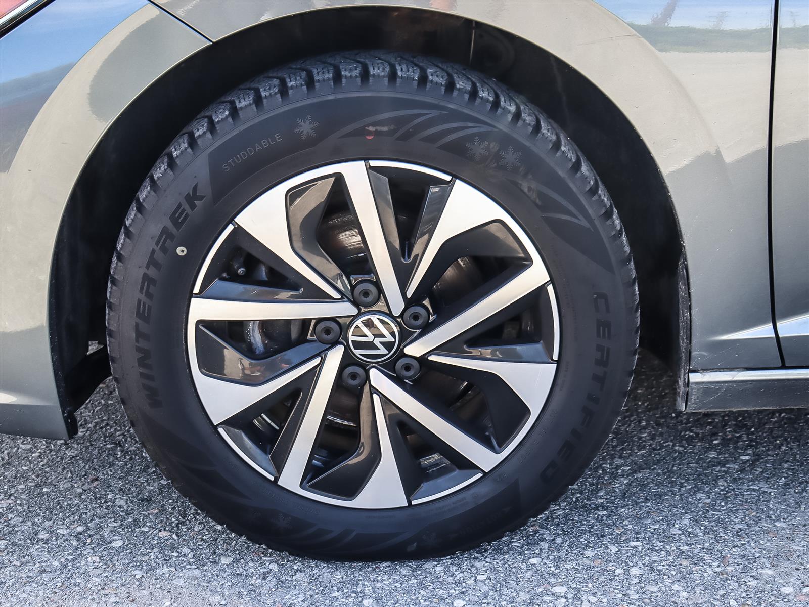 used 2023 Volkswagen Jetta car