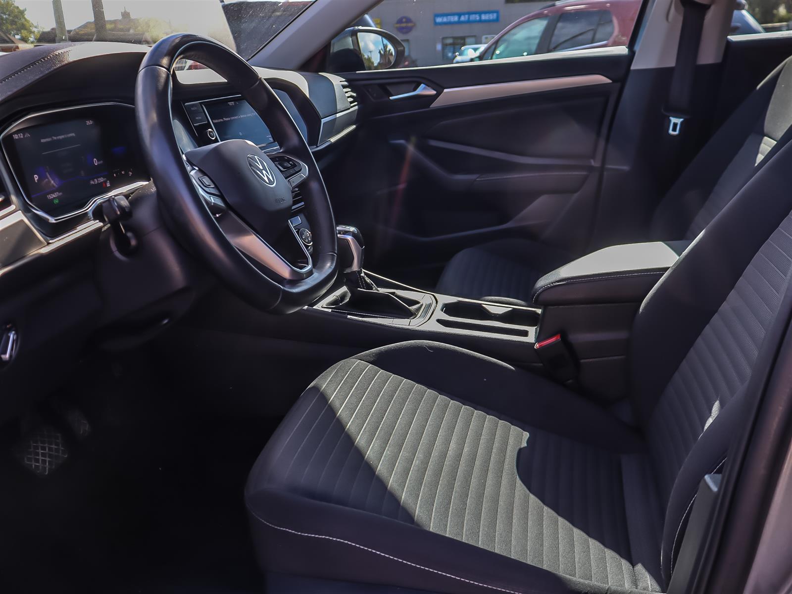 used 2023 Volkswagen Jetta car