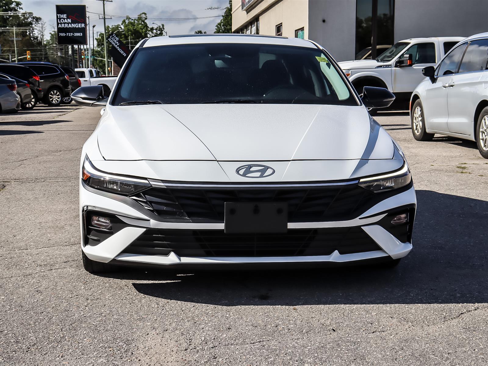 used 2025 Hyundai Elantra car