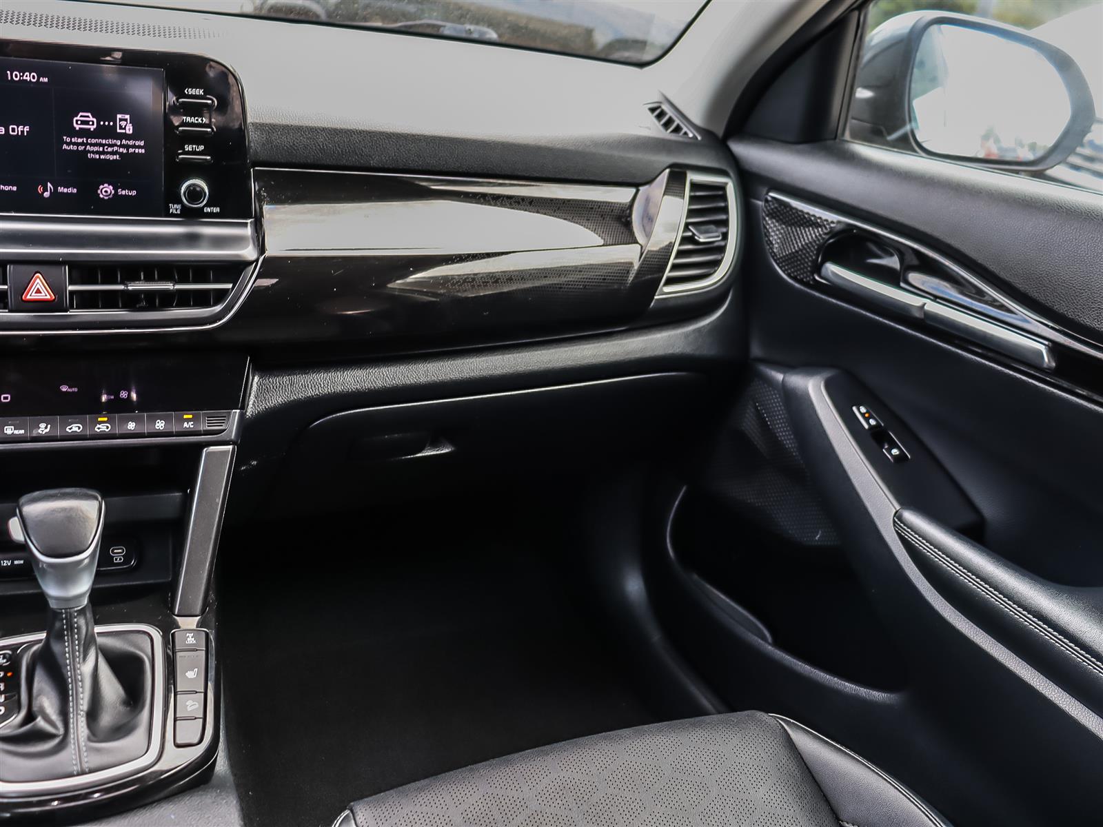 used 2024 Kia Seltos car