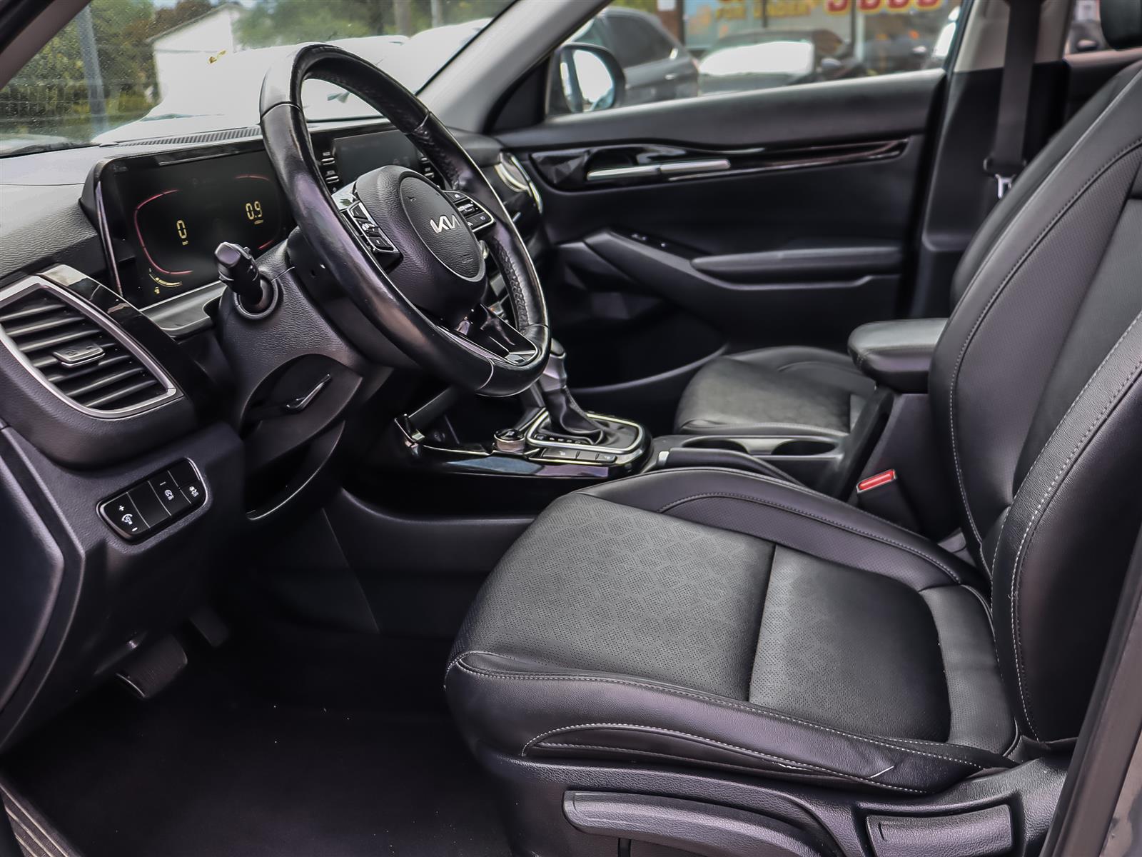 used 2024 Kia Seltos car