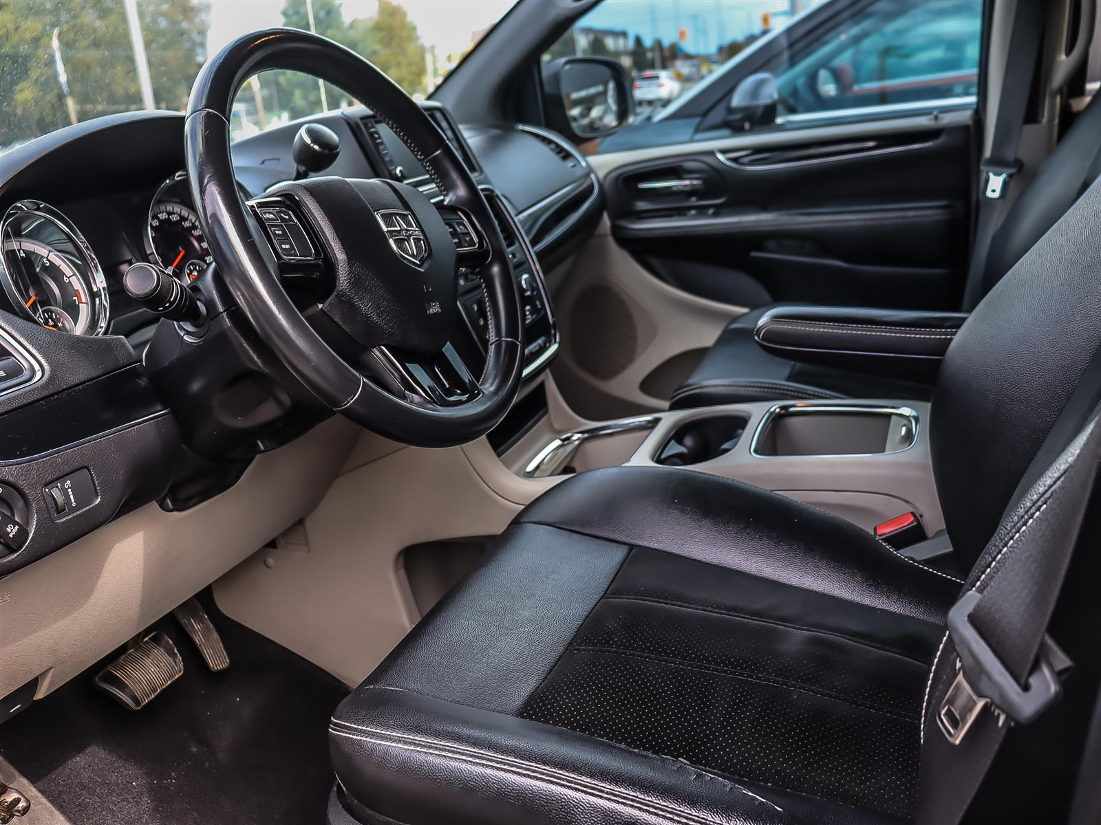 used 2015 Dodge Grand Caravan car