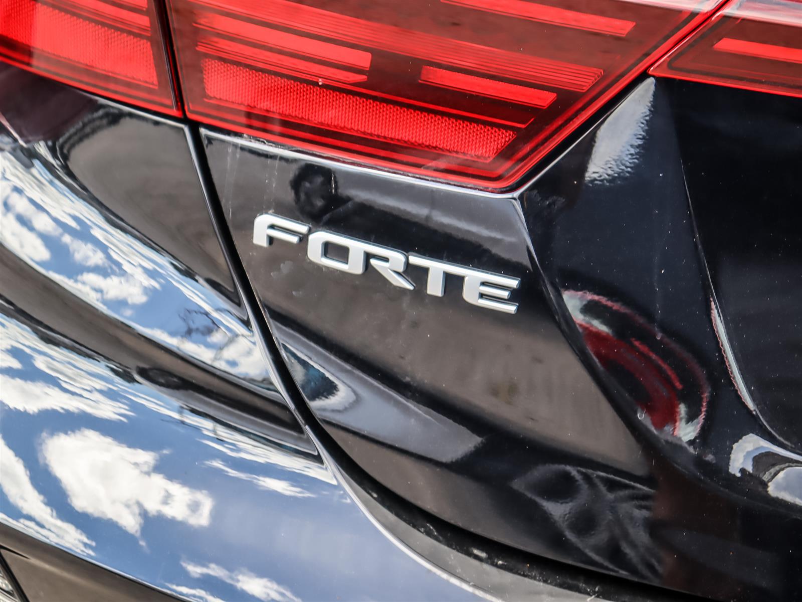 used 2023 Kia Forte car