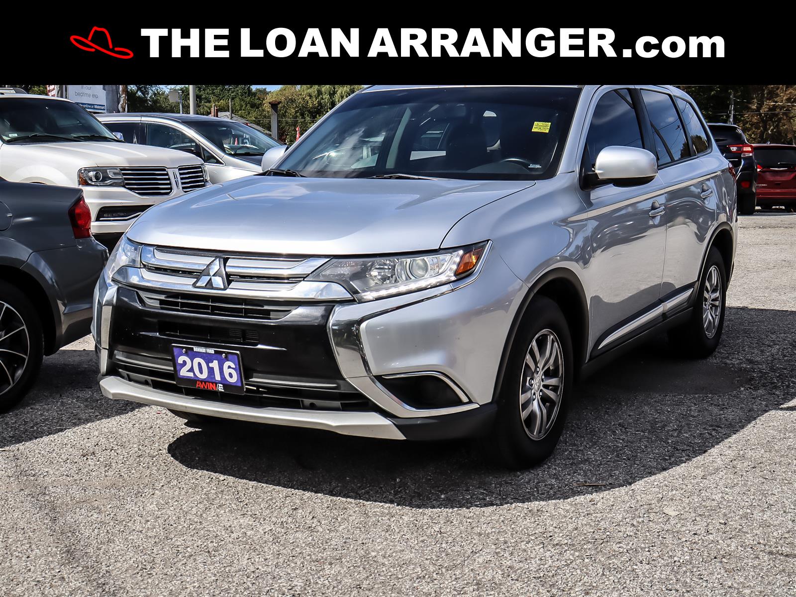 2016 Mitsubishi Outlander - Main View