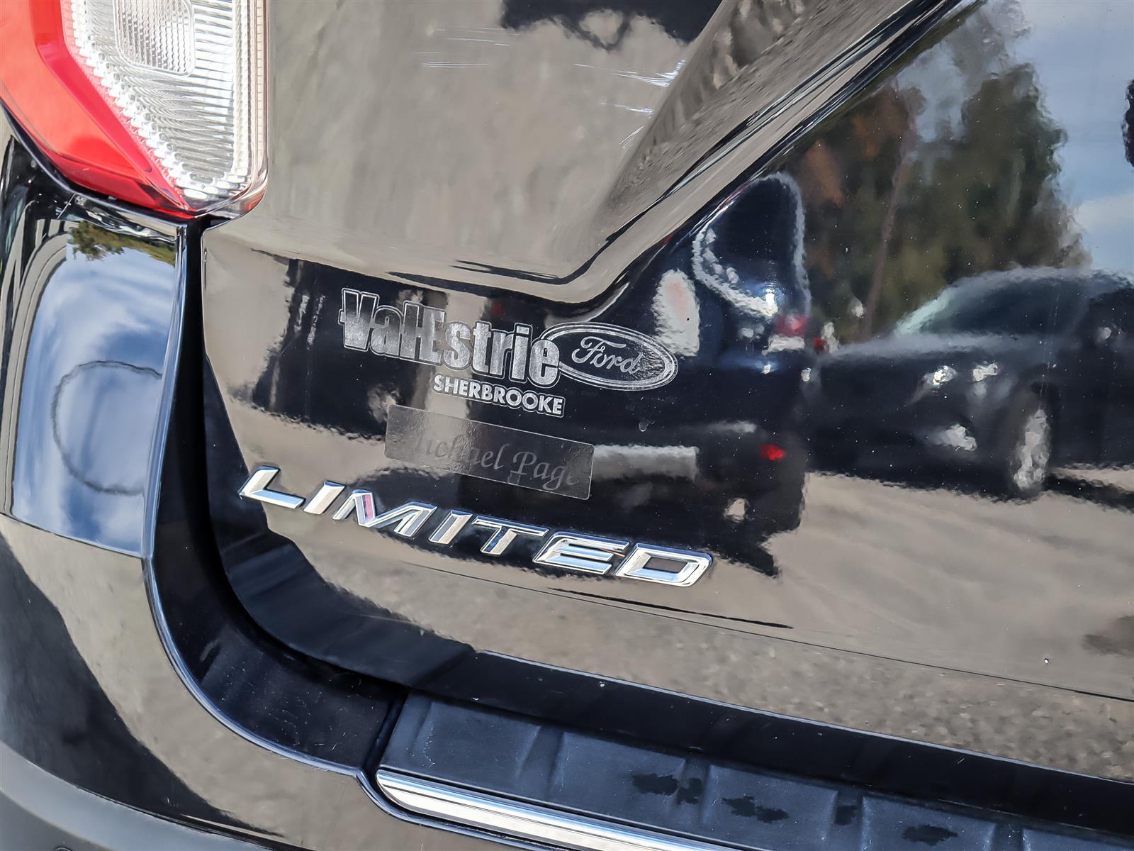 used 2022 Ford Explorer car