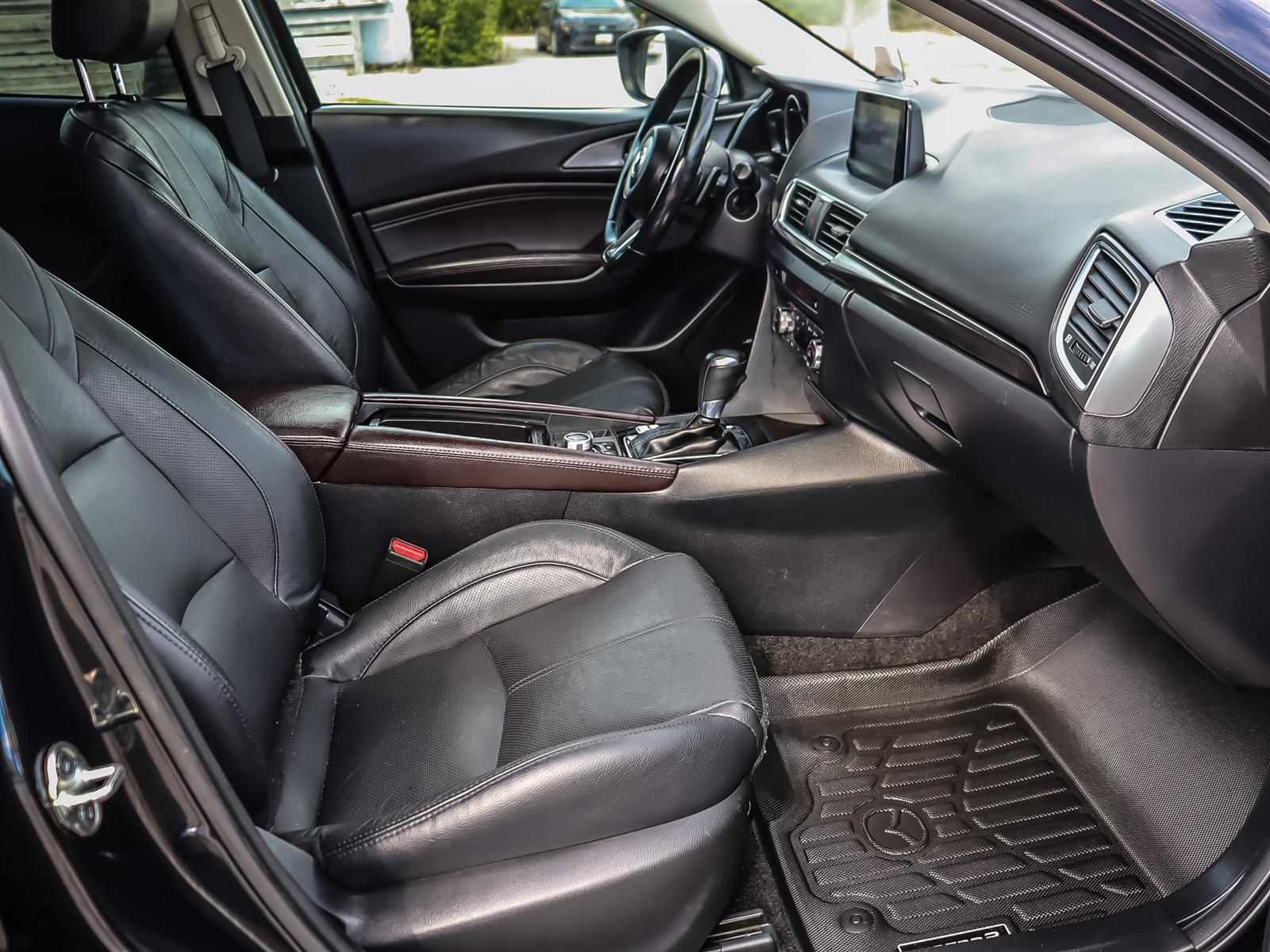 used 2018 Mazda Mazda3 car