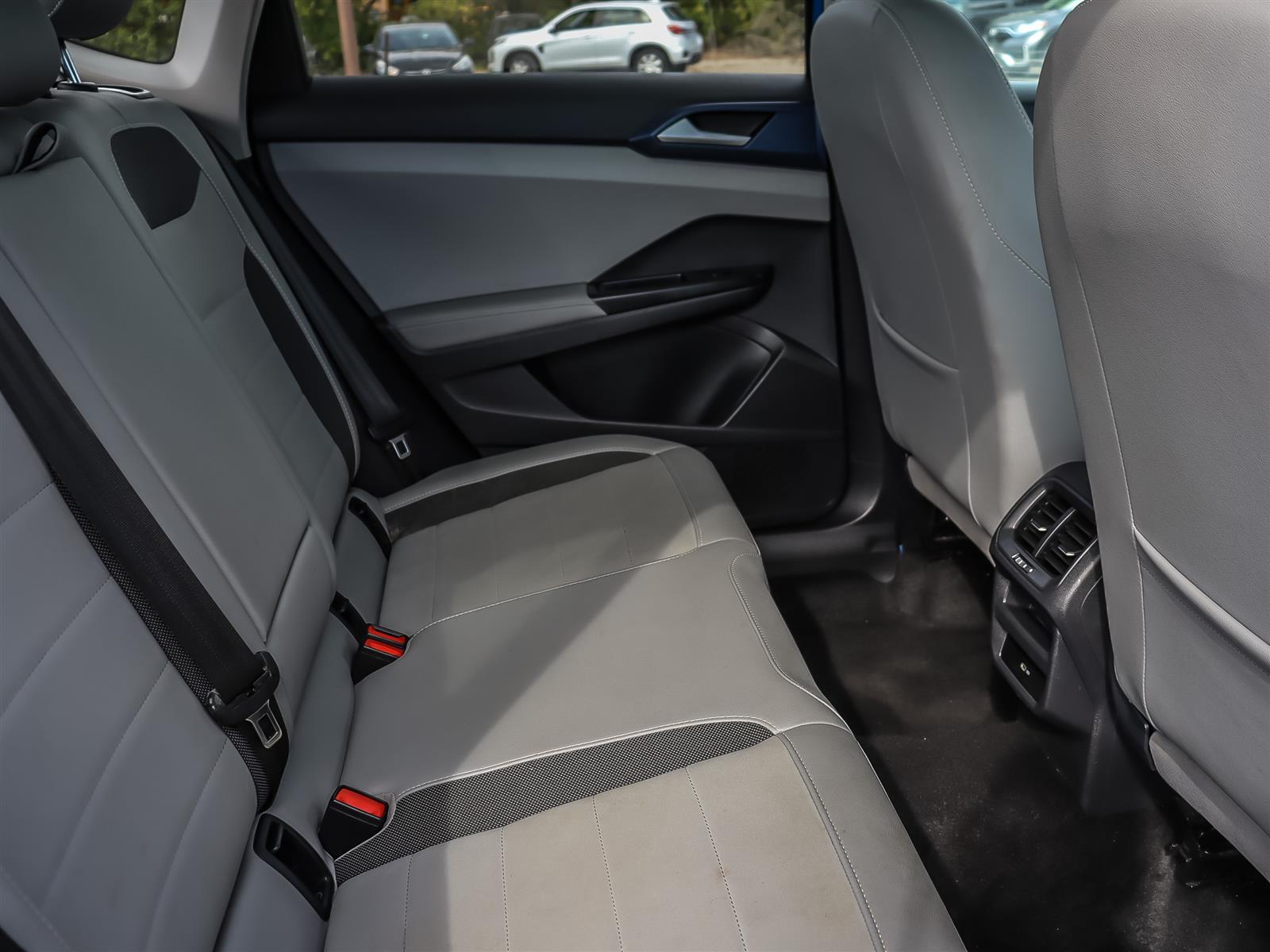 used 2024 Volkswagen Taos car
