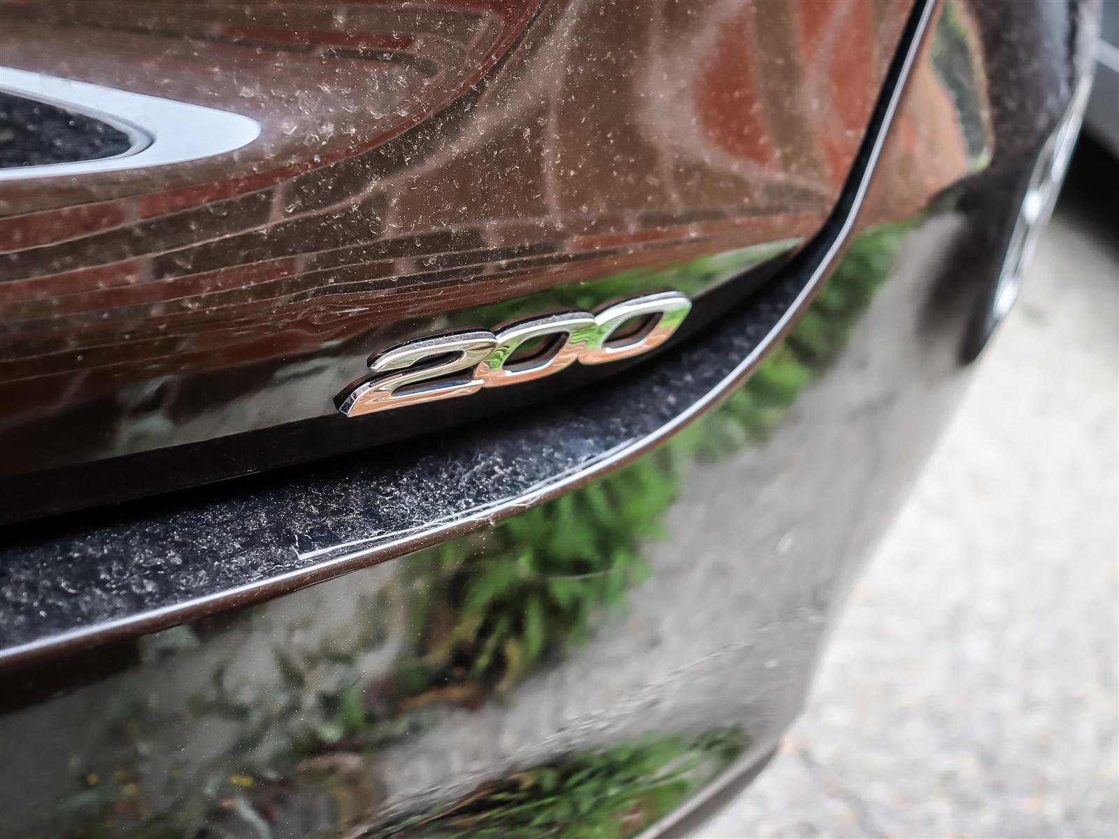 used 2015 Chrysler 200 car