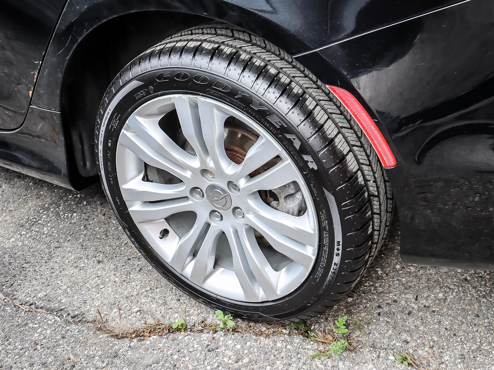 used 2015 Chrysler 200 car
