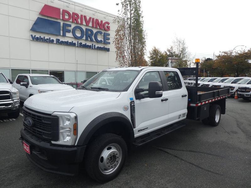 White 2024 Ford F-550 Super Duty Chassis Pickup Truck Automatic