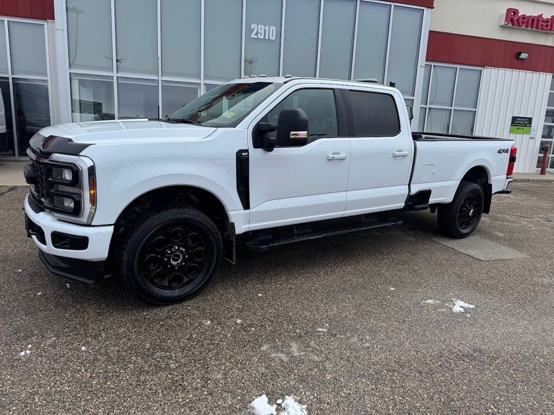 2025 Ford F-250 Super Duty XLT Crew Cab LB 4WD