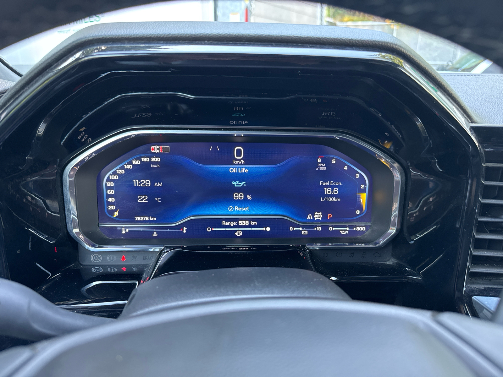2024 Chevrolet Silverado 1500 LTZ Crew Cab 4WD - Thumbnail 12